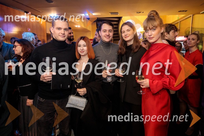  ... ;  ... ;  ... ;  ... ;  Julita Kropec, igralkaRuta Grupa Triglav 2023, odprtje gledališkega festivala s premierno uprizoritvijo drame Praznovanje