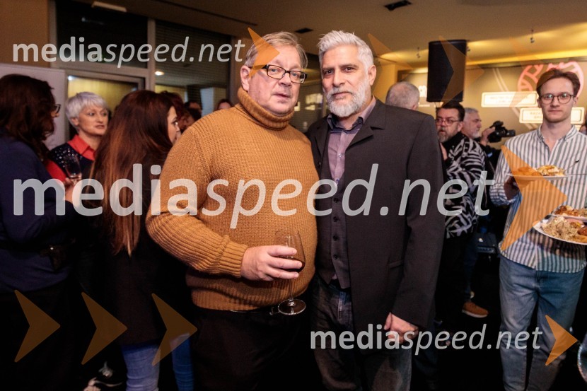  Robert Waltl, direktor, Mini teater;  Sebastian Cavazza, dramski in filmski igralecRuta Grupa Triglav 2023, odprtje gledališkega festivala s premierno uprizoritvijo drame Praznovanje