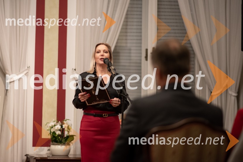  Veronika Žajdela Kostanjevec