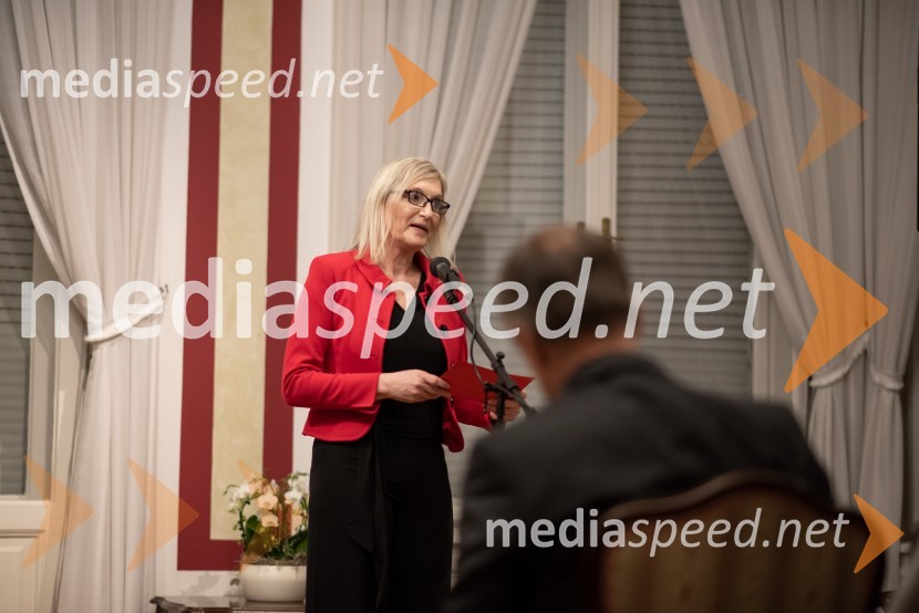  Simona Tripkovič, direktorica, Muzej narodne osvoboditve Maribor