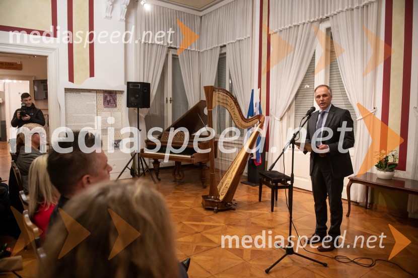 prof. dr. Rajko Knez, pravnik