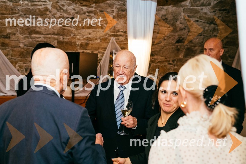  prof. dr. Šime Ivanjko,  upokojeni predavatelj Pravne fakultete Univerze v MariboruRedna letna skupščina Slovenskega konzularnega zbora