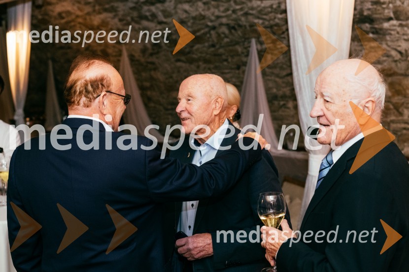  Srečko Debelak, častni konzul, Konzulat Republike Filipini;  Božo Dimnik, lobist in poslovnež, častni konzul Hrvaške;  prof. dr. Šime Ivanjko,  upokojeni predavatelj Pravne fakultete Univerze v MariboruRedna letna skupščina Slovenskega konzularnega zbora