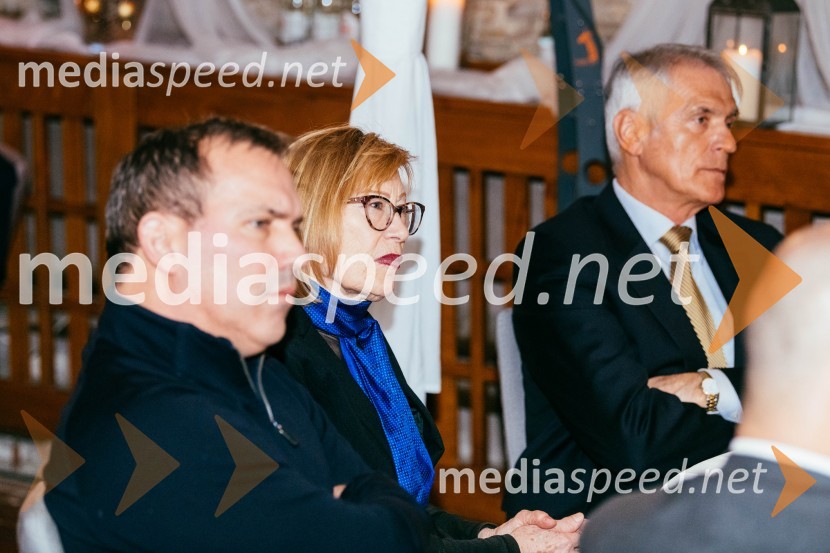  Nevenka Leban Orešič, pianistka, častna konzulka Republike LitveRedna letna skupščina Slovenskega konzularnega zbora