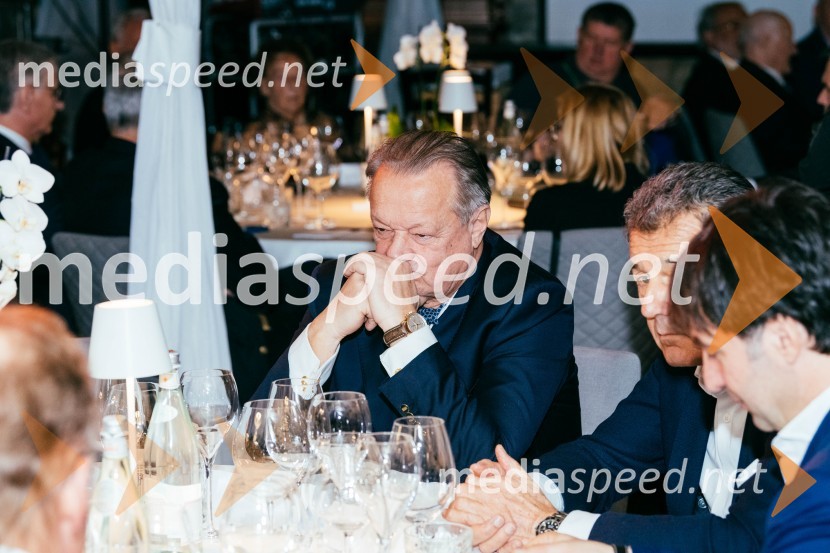  Anton Papež, direktor Interenerga in častni konzul MalezijeRedna letna skupščina Slovenskega konzularnega zbora