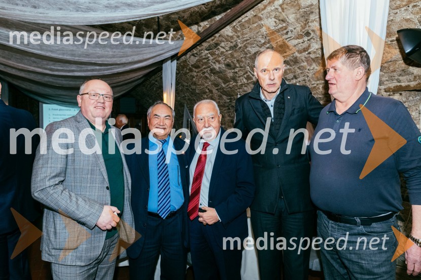  ... ;   Aswin Kumar Shrestha, častni generalni konzul Nepala;  Samir Amarin, častni generalni konzul Jordanije;  Iztok Seljak, direktor, Hidria Holding d.o.o.;  ... Redna letna skupščina Slovenskega konzularnega zbora