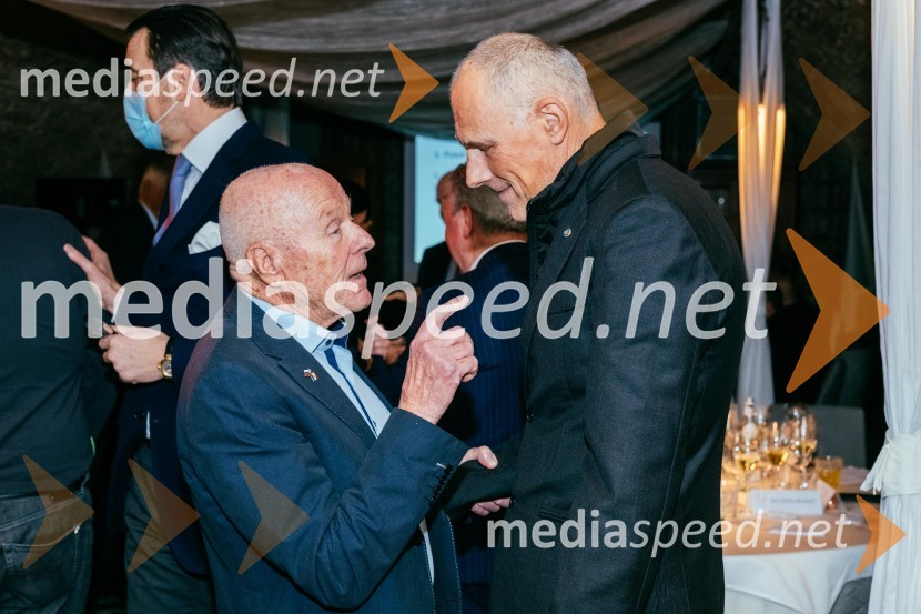  Božo Dimnik, lobist in poslovnež, častni konzul Hrvaške;  Iztok Seljak, direktor, Hidria Holding d.o.o.Redna letna skupščina Slovenskega konzularnega zbora