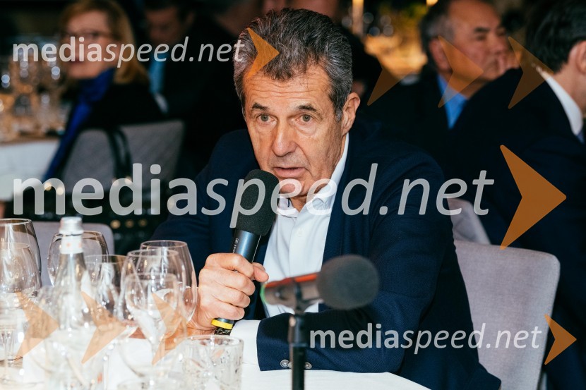  Stojan Petrič, nekdanji predsednik uprave družbe FMRRedna letna skupščina Slovenskega konzularnega zbora