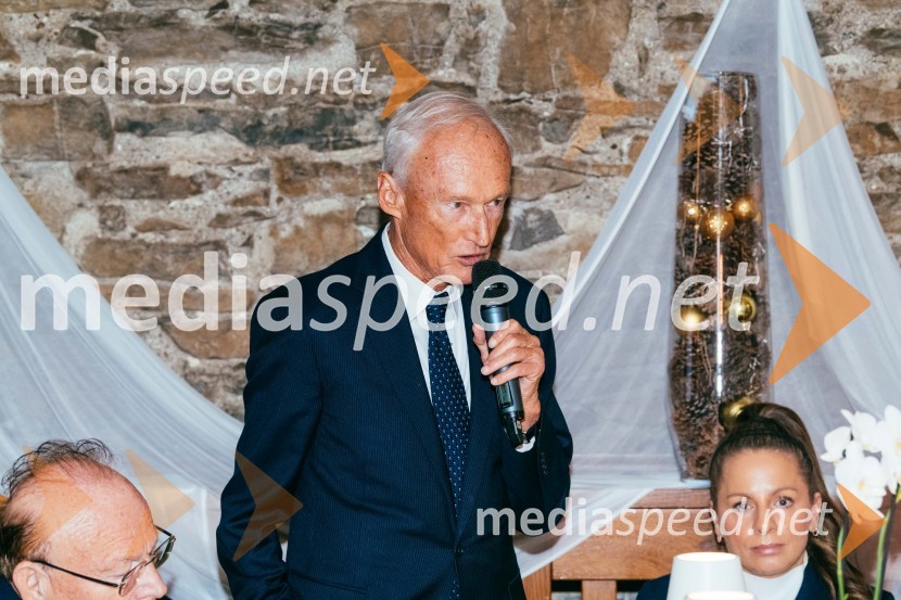  Janez  Pergar, prokurist NP ConsultingRedna letna skupščina Slovenskega konzularnega zbora