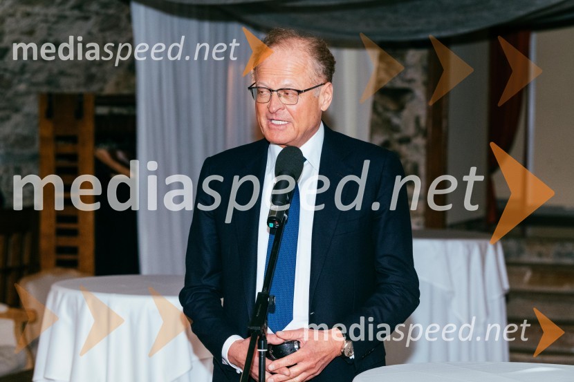  Janez  Škrabec, direktor Riko d.o.o.Redna letna skupščina Slovenskega konzularnega zbora