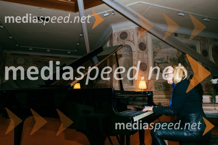  Nevenka Leban Orešič, pianistka, častna konzulka Republike LitveRedna letna skupščina Slovenskega konzularnega zbora