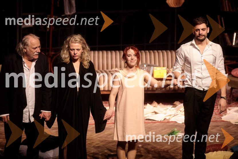  Rade Šerbedžija, igralec, glasbenik;  Katarina Bistrović Darvaš, igralka;  Nika Ivančić, igralka;  Milan Marić, igralecKdo se boji Virginie Woolf?, gledališki festival Ruta Grupa Triglav 2023