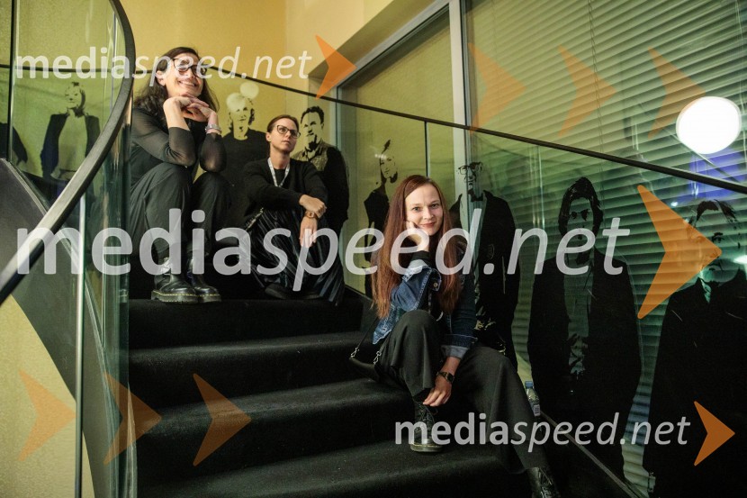  Simona  Belle, služba za stike z javnostmi MGL;  Petra Hrastar, MGL;  Katarina Koprivnikar, marketing MGLKdo se boji Virginie Woolf?, gledališki festival Ruta Grupa Triglav 2023