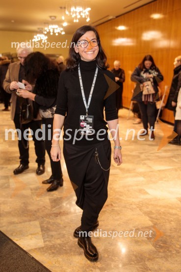  Simona  Belle, služba za stike z javnostmi MGLZaljubljeni Shakespeare, predstava v sklopu gledališkega festivala Ruta Grupa Triglav 2023