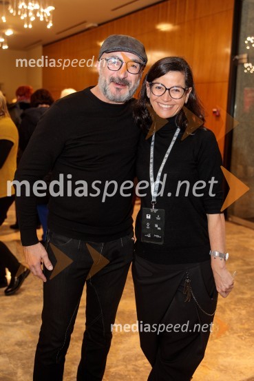  Dušan Kovačević, igralec;  Simona  Belle, služba za stike z javnostmi MGLZaljubljeni Shakespeare, predstava v sklopu gledališkega festivala Ruta Grupa Triglav 2023