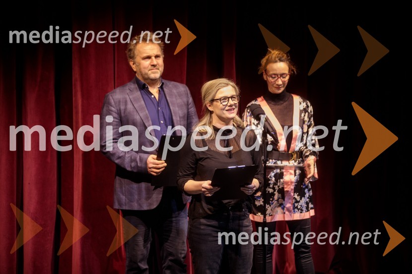  Lotos Vincenc Šparovec, igralec;  Jana Zupančič, igralka;  Mojca Funkl, igralkaZaljubljeni Shakespeare, predstava v sklopu gledališkega festivala Ruta Grupa Triglav 2023