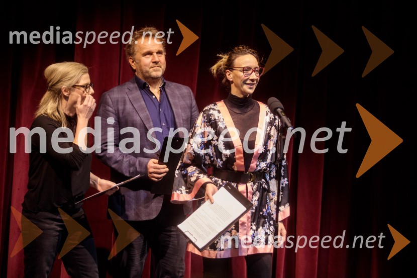  Jana Zupančič, igralka;  Lotos Vincenc Šparovec, igralec;  Mojca Funkl, igralkaZaljubljeni Shakespeare, predstava v sklopu gledališkega festivala Ruta Grupa Triglav 2023