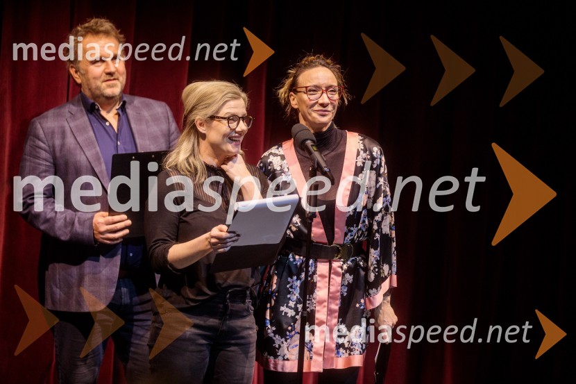  Lotos Vincenc Šparovec, igralec;  Jana Zupančič, igralka;  Mojca Funkl, igralkaZaljubljeni Shakespeare, predstava v sklopu gledališkega festivala Ruta Grupa Triglav 2023