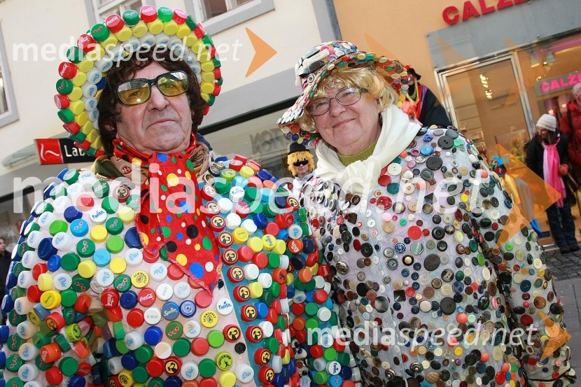 Pustni maskiPustna povorka v Mariboru