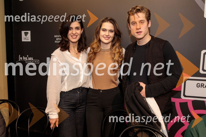  Ana Tomović, filmska režiserka;  Stanislava Nikolić, igralka;  Luka Grbić, igralecZaljubljeni Shakespeare, predstava v sklopu gledališkega festivala Ruta Grupa Triglav 2023