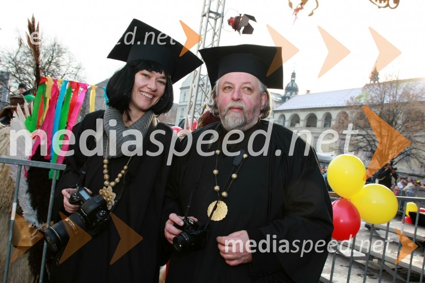 Pustni maskiPustna povorka v Mariboru