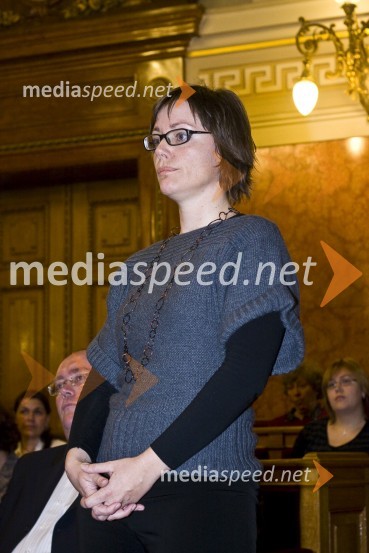 Dr. Simona Bergoč, doktorica znanosti s področja jezikoslovjaPromocija doktorjev znanosti Univerze v Ljubljani