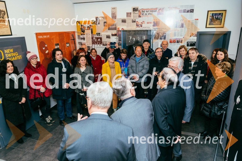  Marjan Petan, glasbenik;  Tomaž Kozlevčar, vokalist;  Oto Pestner, pevec;  Dare Hering, glasbenikOto Pestner in New Swing Quartet 55 let, napoved velike turneje