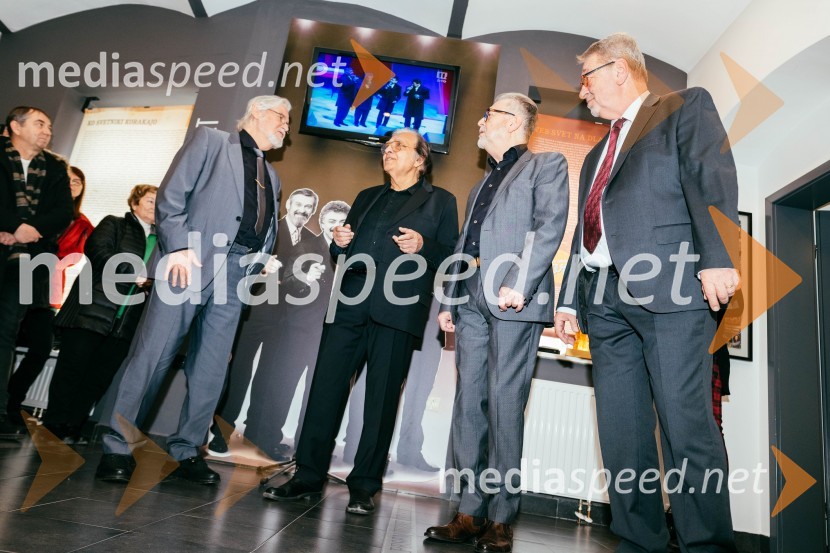  Dare Hering, glasbenik;  Oto Pestner, pevec;  Tomaž Kozlevčar, vokalist;  Marjan Petan, glasbenikOto Pestner in New Swing Quartet 55 let, napoved velike turneje