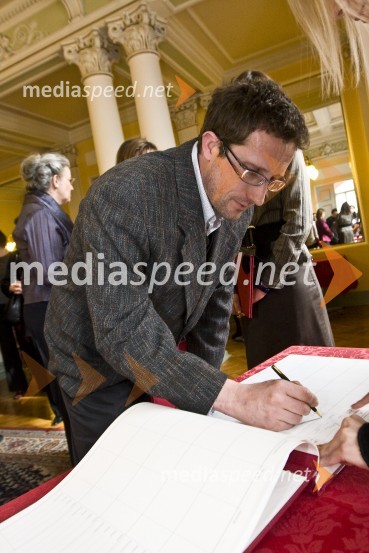 Dr. Matjaž Mesarič, doktor znanosti s področja veterinarske medicinePromocija doktorjev znanosti Univerze v Ljubljani