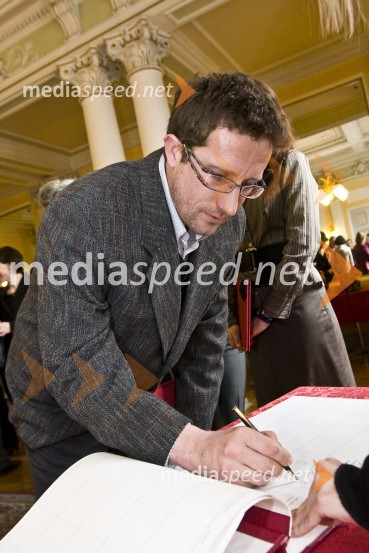 Dr. Matjaž Mesarič, doktor znanosti s področja veterinarske medicinePromocija doktorjev znanosti Univerze v Ljubljani