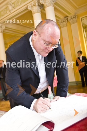 Dr. Dimitrij Beuermann, doktor znanosti s področja psihologijePromocija doktorjev znanosti Univerze v Ljubljani