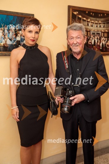  Tanja Matko, avtorica in urednica www.planet-lepote.com;  Stane Jerko, fotografItalijanka v Alžiru, premiera opere v SNG Opera in balet Ljubljana