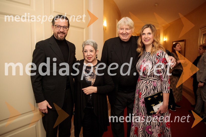  Marko  Hribernik, dirigent, umetniški direktor opere;  Zlatomira Nikolova, operna pevka;  Lovrenc Blaž Arnič, dirigent;  Barbara Čepirlo Čičigoj, odnosi z javnostjo Opera in Balet LjubljanaItalijanka v Alžiru, premiera opere v SNG Opera in balet Ljubljana