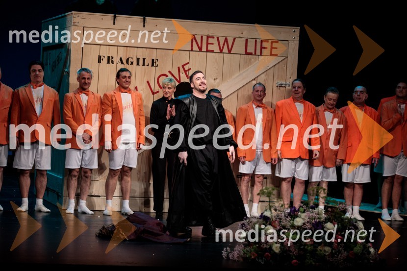  Darko Vidic, operni pevecItalijanka v Alžiru, premiera opere v SNG Opera in balet Ljubljana