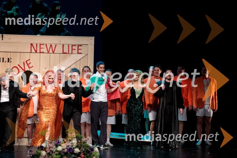  Marco Guidarini, dirigent;  Nuška Drašček, pevka;  Emanuele Gamba, režiser;  Bryan López González, tenor;  Urška  Arlič Gololičič, operna pevka;  Darko Vidic, operni pevecItalijanka v Alžiru, premiera opere v SNG Opera in balet Ljubljana