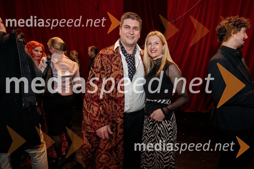  Rok Bavčar, operni pevec;  Ida Plevnik Bavčar, pevka, zbor ljubljanske OpereItalijanka v Alžiru, premiera opere v SNG Opera in balet Ljubljana