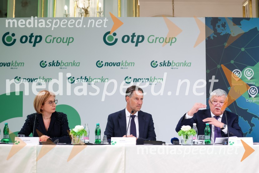 mag. Anita Stojčevska, glavna izvršna direktorica SKB;  John Denhof, predsednik uprave NKBM;  Sándor Csányi, predsednik in glavni izvršni direktor, OTP BankNova KBM postala članica skupine OTP, novinarska konferenca