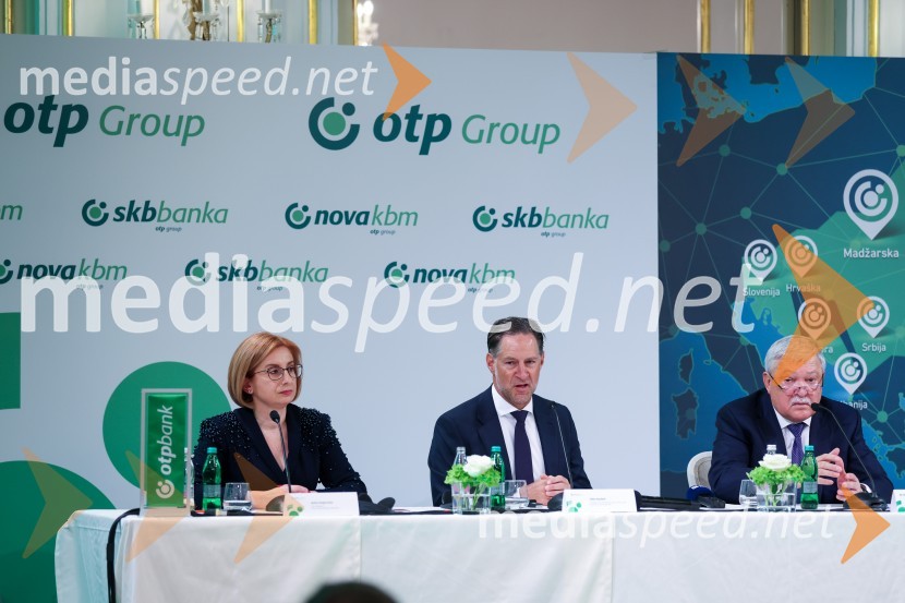 mag. Anita Stojčevska, glavna izvršna direktorica SKB;  John Denhof, predsednik uprave NKBM;  Sándor Csányi, predsednik in glavni izvršni direktor, OTP BankNova KBM postala članica skupine OTP, novinarska konferenca