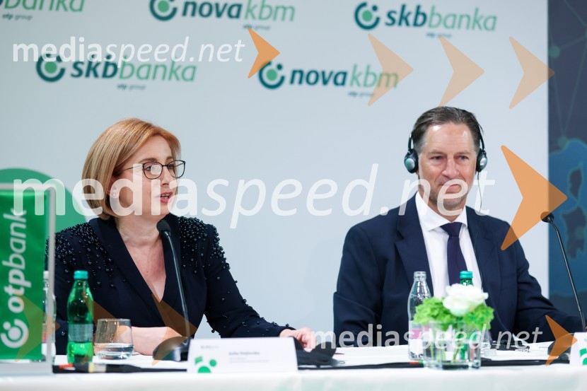 mag. Anita Stojčevska, glavna izvršna direktorica SKB;  John Denhof, predsednik uprave NKBMNova KBM postala članica skupine OTP, novinarska konferenca