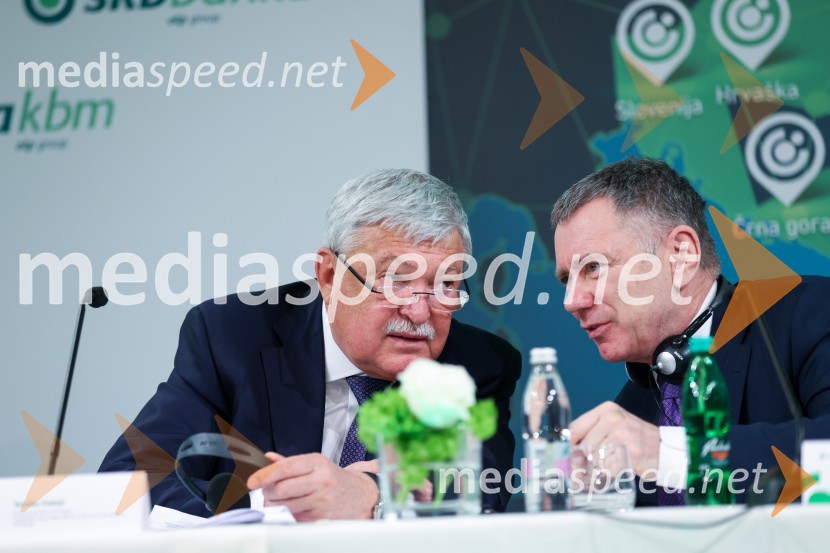  Sándor Csányi, predsednik in glavni izvršni direktor, OTP Bank;  ... Nova KBM postala članica skupine OTP, novinarska konferenca