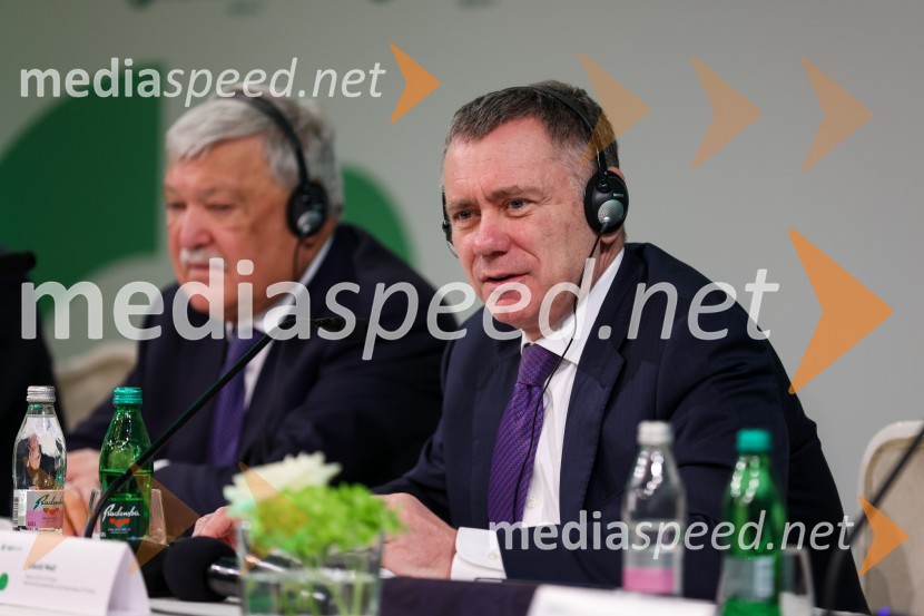 Nova KBM postala članica skupine OTP, novinarska konferenca