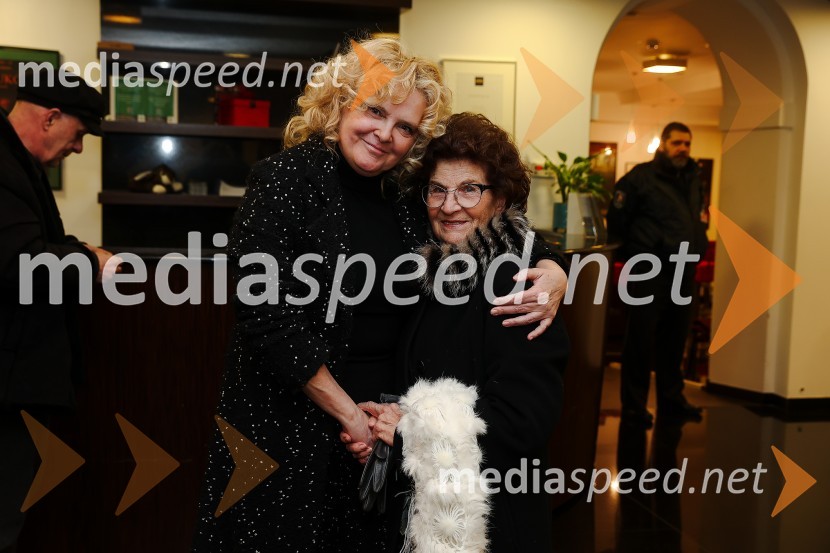  Katja Pegan,  direktorica in režiserka, Gledališče Koper Teatro Capodistria;  ... Lepa Vida, premiera predstave, Gledališče Koper