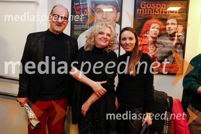  ... ;  Katja Pegan,  direktorica in režiserka, Gledališče Koper Teatro Capodistria;  ... Lepa Vida, premiera predstave, Gledališče Koper