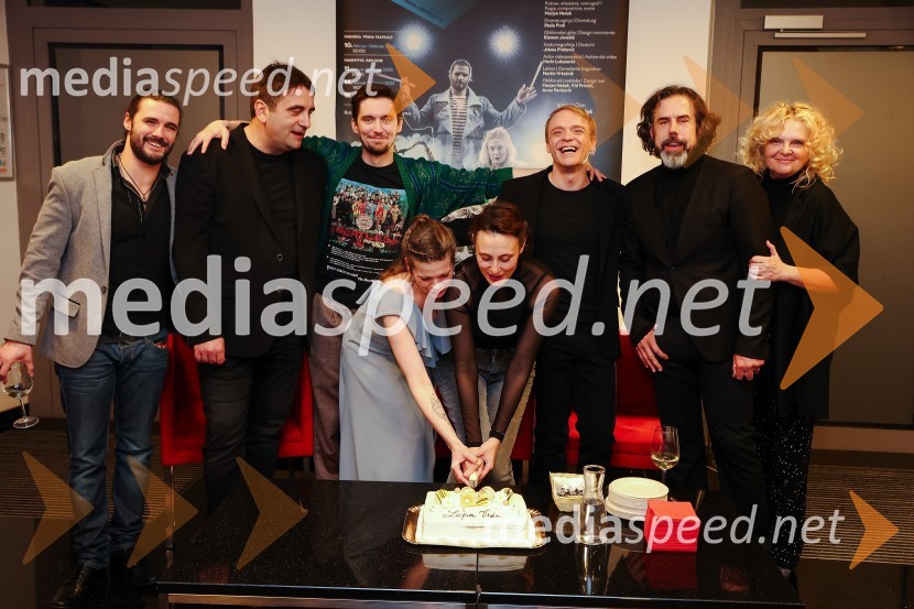  Blaž Popovski, igralec;  Marjan  Nećak, režiser, skladatelj in scenograf;  Klemen Janežič, igralec ;  Staša Prah, dramaturginja;  Anja Drnovšek, igralka;  Rok  Matek, igralec;  Danijel Malalan, igralec;  Katja Pegan,  direktorica in režiserka, Gledališče Koper Teatro CapodistriaLepa Vida, premiera predstave, Gledališče Koper