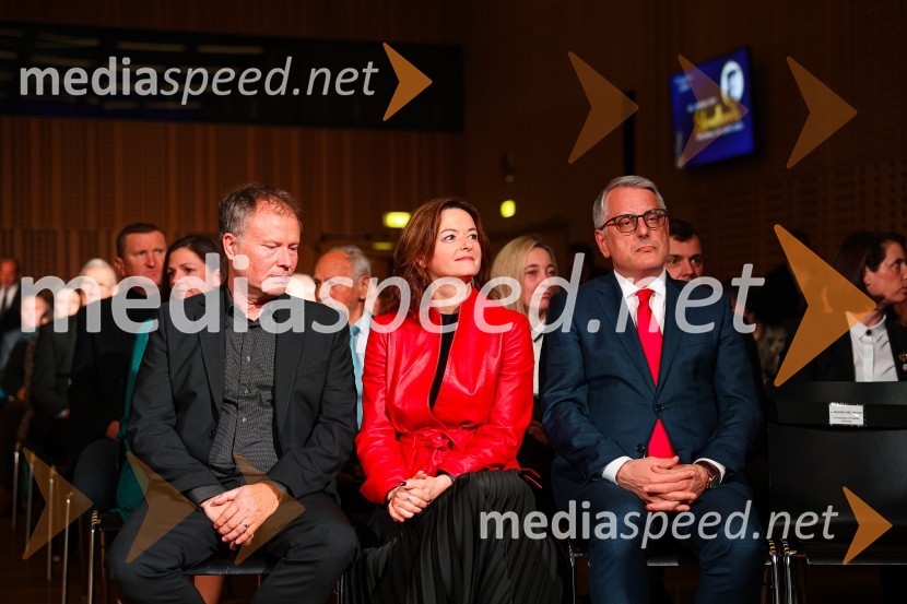  ... ;  Tanja Fajon, podpredsednica vlade in ministrica za zunanje zadeve;  Matjaž Han, minister za gospodarski razvoj in tehnologijo58. podelitev Bloudkovih priznanj za leto 2022