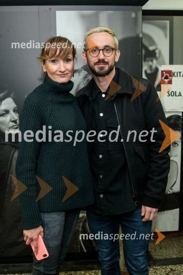  Helena Grahek, vodja marketinga in odnosi z javnostmi, Slovensko mladinsko gledališče;  Jernej Pristov, vodja službe za odnose z javnostmi SNG Drama LjubljanaLjubimki, premiera predstave v SMG Ljubljana