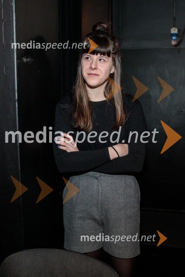  Jera Topolovec, Asistentka vodenja na festivalu MENT LjubljanaLjubimki, premiera predstave v SMG Ljubljana