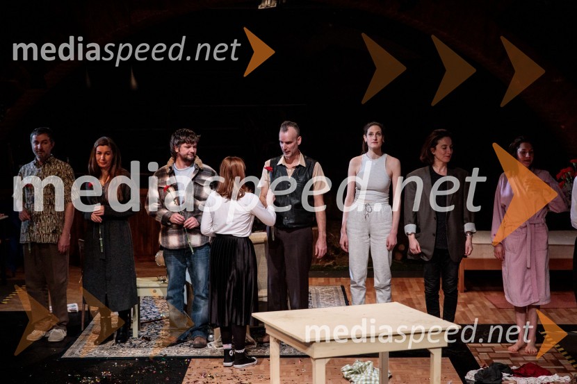  Ivan Peternelj, igralec;  Romana Šalehar, igralka;  Stane Tomazin, igralec;  ... ;  Boris  Šeparović, igralec;  Miranda  Trnjanin, igralka;  Daša Doberšek, igralka;  ... Ljubimki, premiera predstave v SMG Ljubljana