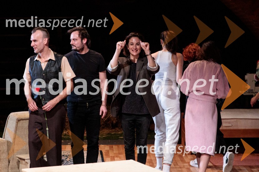  Boris  Šeparović, igralec;  Milan Ramšak Marković, dramaturg;  Daša Doberšek, igralkaLjubimki, premiera predstave v SMG Ljubljana