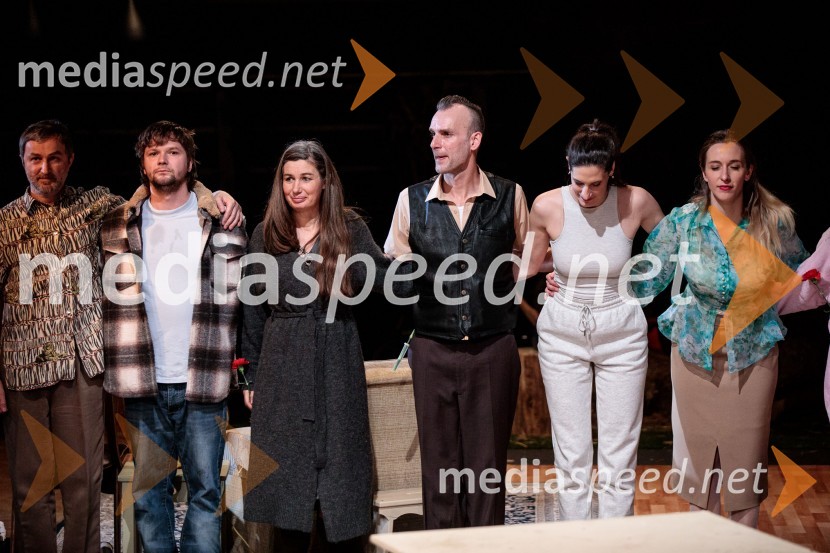  Ivan Peternelj, igralec;  Stane Tomazin, igralec;  Romana Šalehar, igralka;  Boris  Šeparović, igralec;  Miranda  Trnjanin, igralka;  Lara Vouk, igralkaLjubimki, premiera predstave v SMG Ljubljana